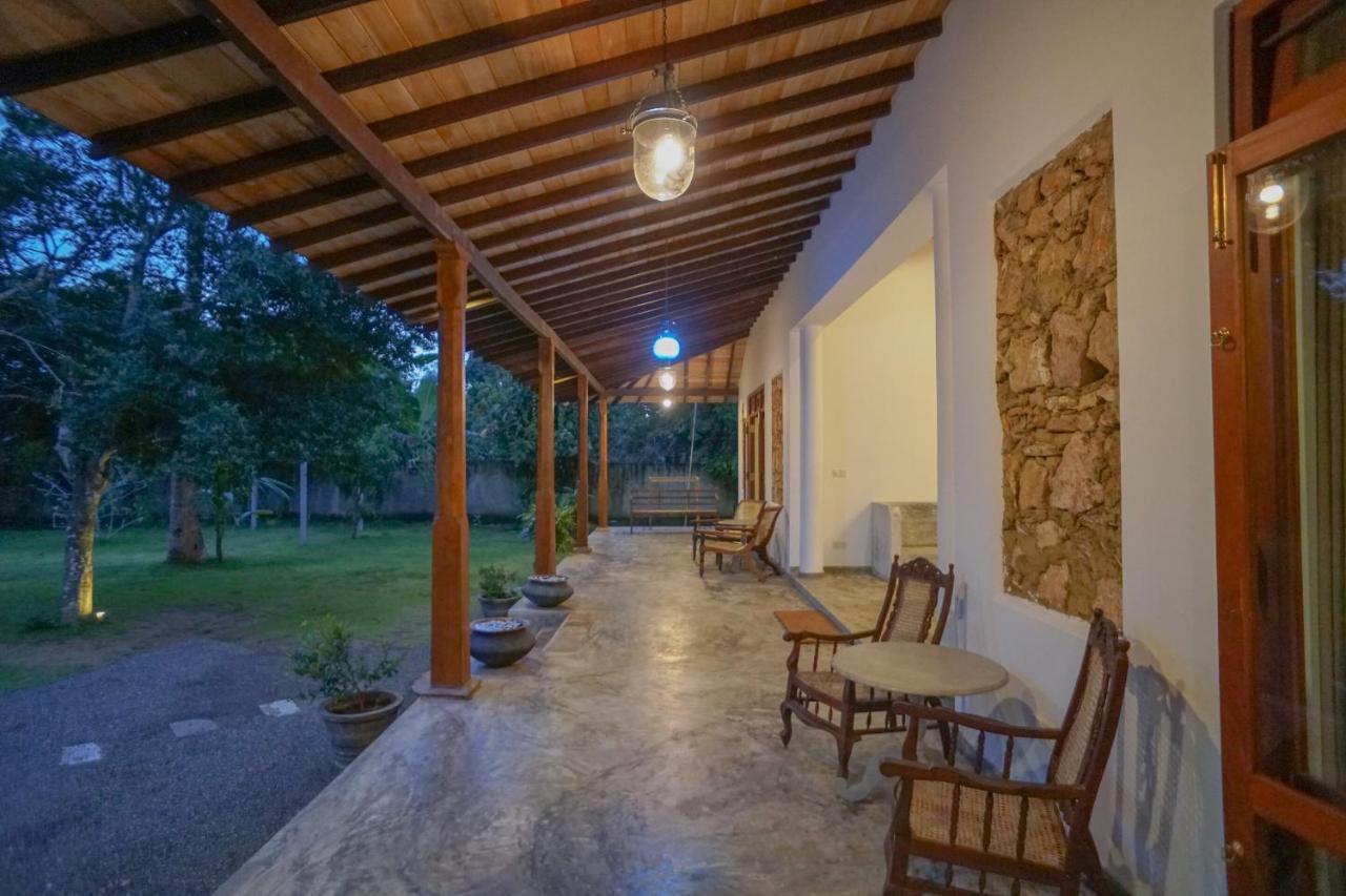 Antique Ceylon Villa Ахангама Екстериор снимка
