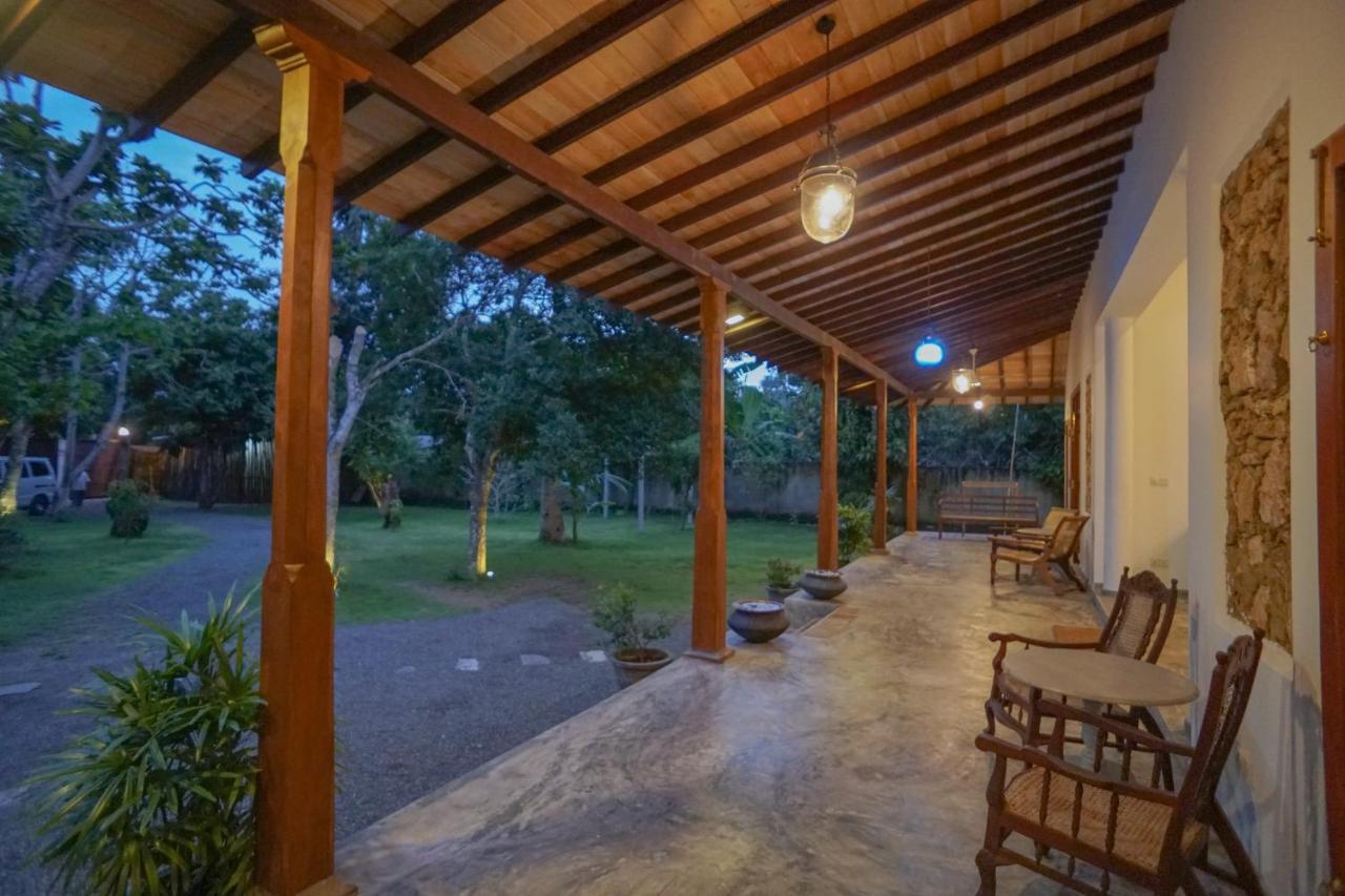 Antique Ceylon Villa Ахангама Екстериор снимка